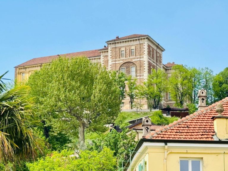 Casa indipendente nel centro storico di Rivoli.